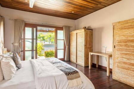 Villa Agung Lembongan Exterior foto